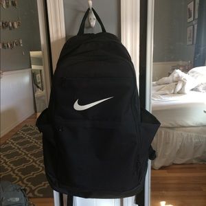 Nike Brasilia XL Backpack